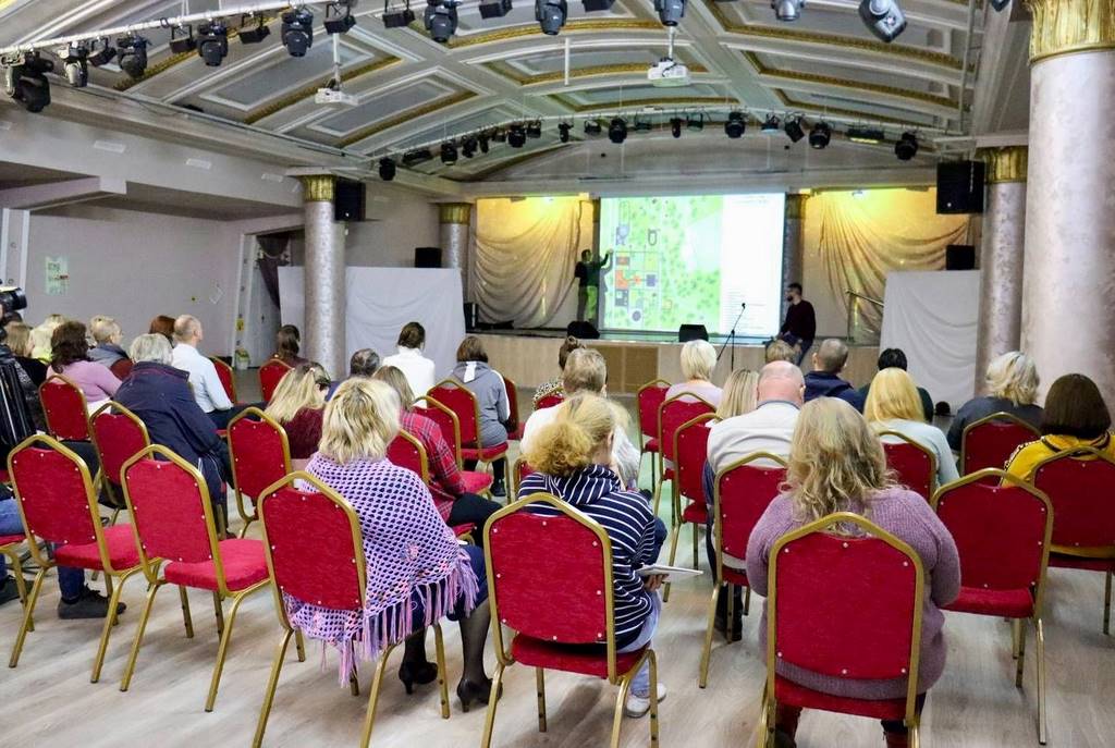 Вторые общественные обсуждения предстоящего благоустройства парка имени Островского прошли в ДК «Металлург»